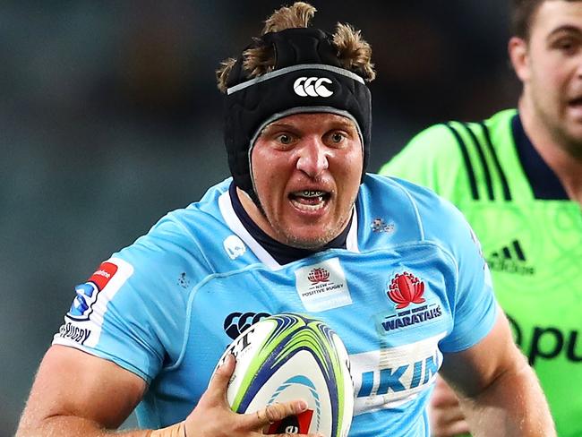 SYDNEY, AUSTRALIA - JULY 21: Damien Fitzpatrick of the Waratahs makes a break during the Super Rugby Qualifying match between the Waratahs and the Highlanders at Allianz Stadium on July 21, 2018 in Sydney, Australia. (Photo by Mark Kolbe/Getty Images)