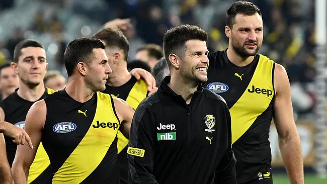 MELBOURNE, AUSTRALIA - APRIL 30: Trent Cotchin of the Tigers celebrates winning the round seven AFL match between the Richmond Tigers and the Western Bulldogs at Melbourne Cricket Ground on April 30, 2021 in Melbourne, Australia. (Photo by Quinn Rooney/Getty Images)