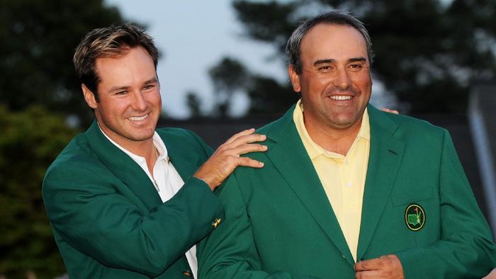 13/04/2009 WIRE: AUGUSTA, GA - APRIL 12: Trevor Immelman of South Africa congratulates Angel Cabrera of Argentina during the green jacket presentation after Cabrera defeated Kenny Perry on the second sudden death playoff hole to win the 2009 Masters Tournament at Augusta National Golf Club on April 12, 2009 in Augusta, Georgia. Harry How/Getty Images/AFP
 == FOR NEWSPAPERS, INTERNET, TELCOS & TELEVISION USE ONLY ==