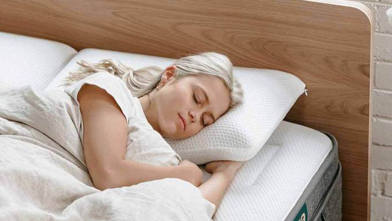 7 Best Pillows For Side Sleepers For The Perfect Night’s Sleep news