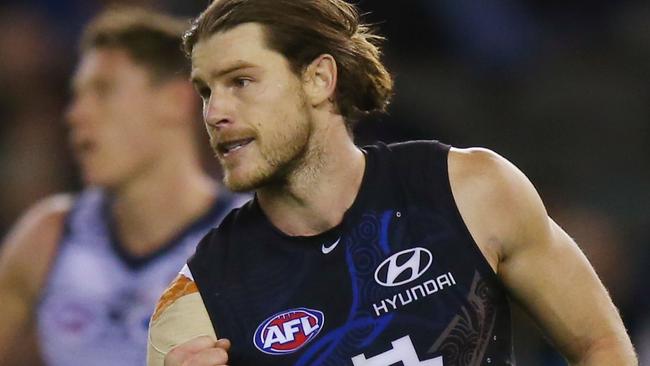 Bryce Gibbs went head-to-head with Patrick Dangerfield and came out on top.
