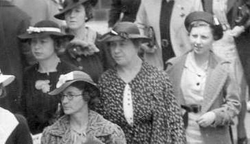 Crowds of Christmas shoppers passing the York Theatre and a post box in Rundle Street, Adelaide 20 Dec 1937. 1930s