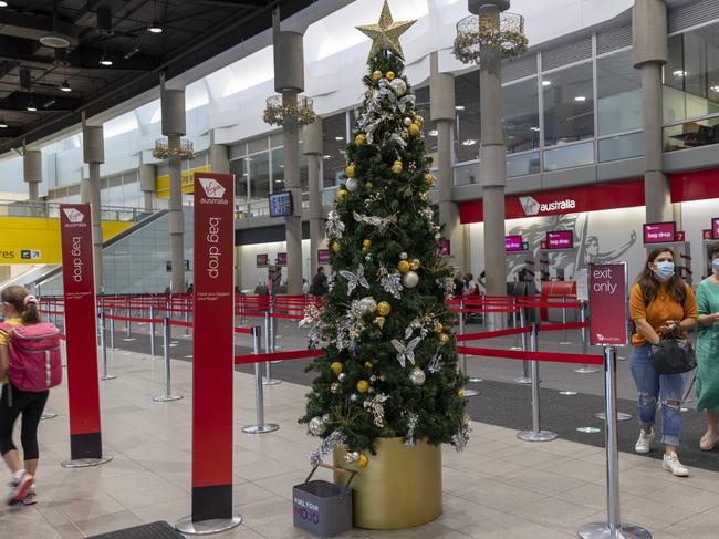 BRISBANE AUSTRALIA - NewsWire Photos DECEMBER 8, 2021:  General pictures of Brisbane airport. Australia is announcing new measures for incoming travellers in response to the emergence of the Omicron COVID-19 variant may affect Christmas travel. NewsWire / Sarah Marshall