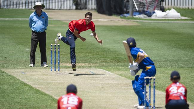 Timothy Molnar bowls for Cranbrook School.