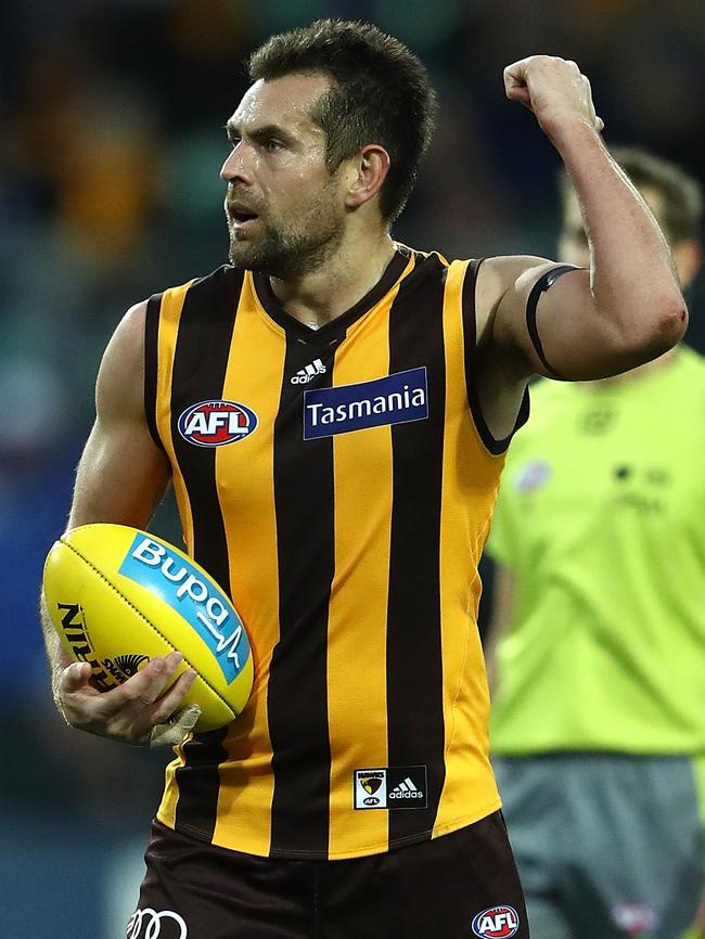 Luke Hodge heads to Brisbane to continue his career.