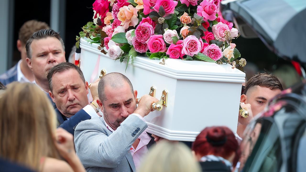 Bianca Jones’ father Mark Jones, centre, with Shaun Bowles behind him, who is the father of Holly Bowles who also died following the same incident. Picture: NewsWire / Ian Currie