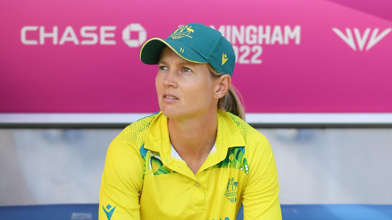 BIRMINGHAM, ENGLAND - AUGUST 03: Meg Lanning of Team Australia prepares to bat prior to the Cricket T20 Group A match between Team Australia and Team Pakistan on day six of the Birmingham 2022 Commonwealth Games at Edgbaston on August 03, 2022 in Birmingham, England. (Photo by Alex Davidson/Getty Images)