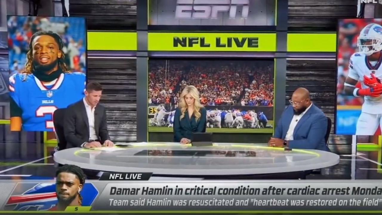 Dan Orlovsky prays for Davar Hamlin on live ESPN broadcast