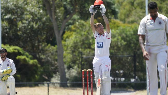 Mordialloc batter Ryan Morris batting in the heat. Picture: Valeriu Campan