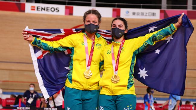 (L-R) AustraliaÃ¢â‚¬â„¢s latest Gold Medalists Emily Petricola and Paige Greco. Day 01of the 2020 Tokyo Paralympic Games. Paralympics Australia / Day1 Tokyo Japan : Wednesday 25th Aug 2021 Ã‚Â© Sport the library / Greg Smith / PA