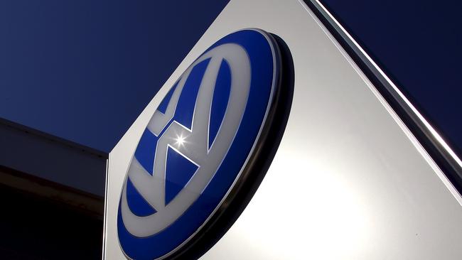 A Volkswagen logo adorns a sign outside a dealership for the German automaker located in the Sydney suburb of Artarmon, Australia, October 3, 2015. Volkswagen said on Saturday it was suspending sales of some diesel vehicles in Australia that may have been fitted with devices designed to mask the level of emissions after meeting with authorities. Almost two weeks after confirming 11 million vehicles around the world had been fitted with so called "defeat devices", the German automaker and subsidiary Audi have not provided details of the models or where they have been sold. REUTERS/David Gray