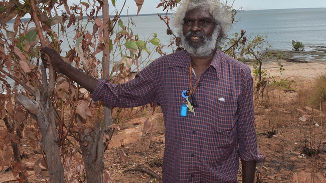 Maningrida community leader Peter Danaja has welcomed Labor’s commitment to hand decision-making back to communities. PICTURE: Katrina Bridegford