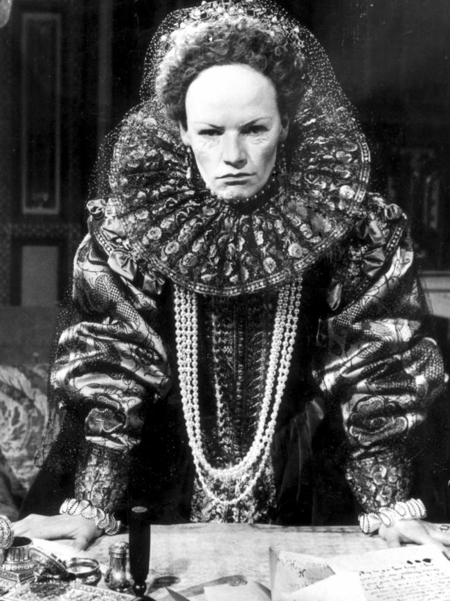 Glenda Jackson as Queen Elizabeth I