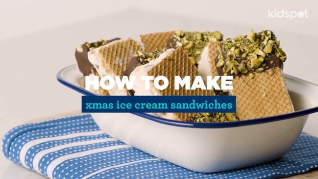 What better way to celebrate Christmas in Australia then with one of these fruit mince ice cream sandwiches?!