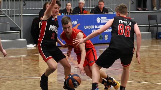 It's semi-finals day at the U14 Australian Club Championships. Photo: Basketball Australia.