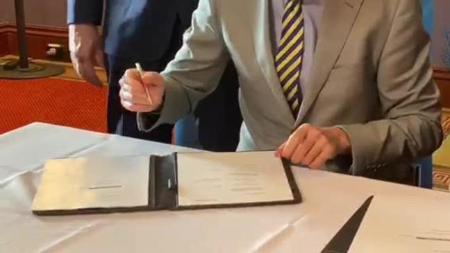 Inland Rail agreement signed