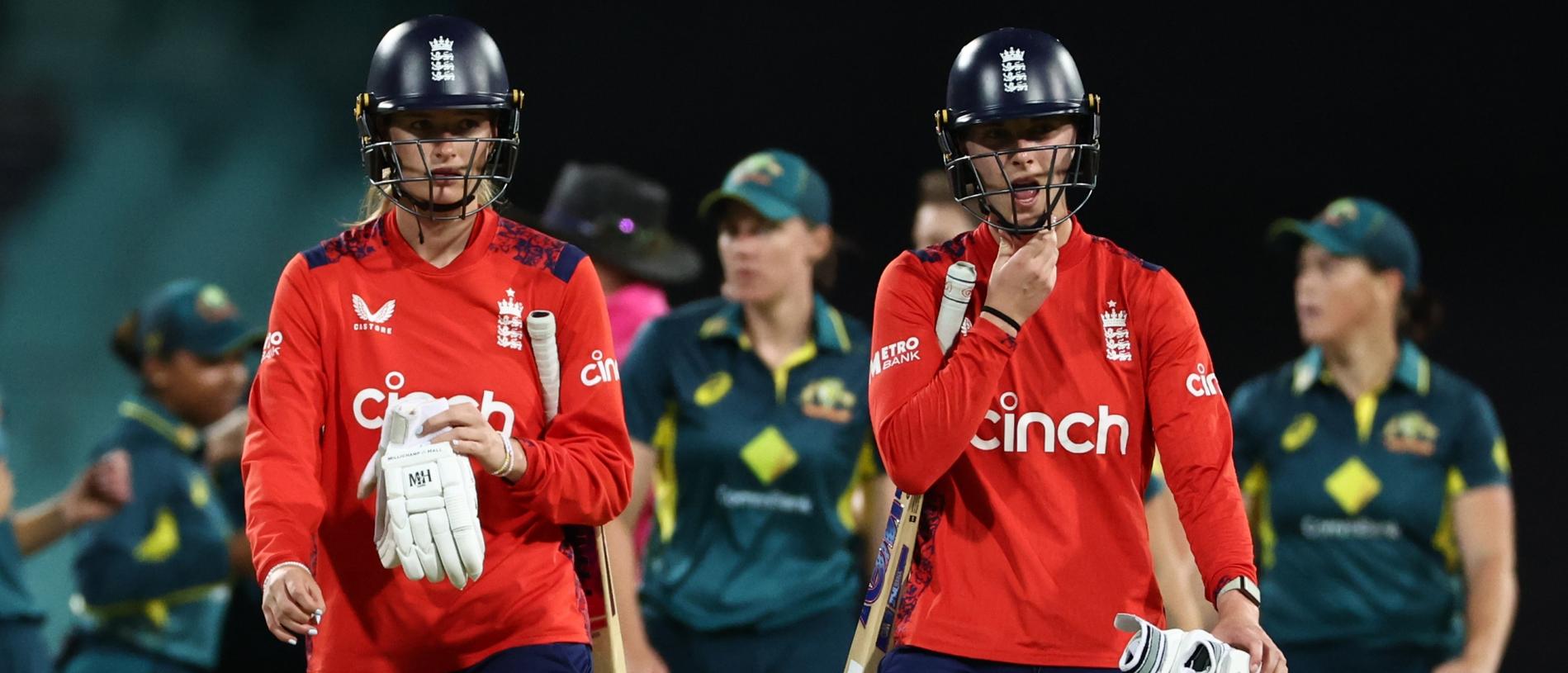 Australia v England - Women's Ashes T20I Series: Game 1