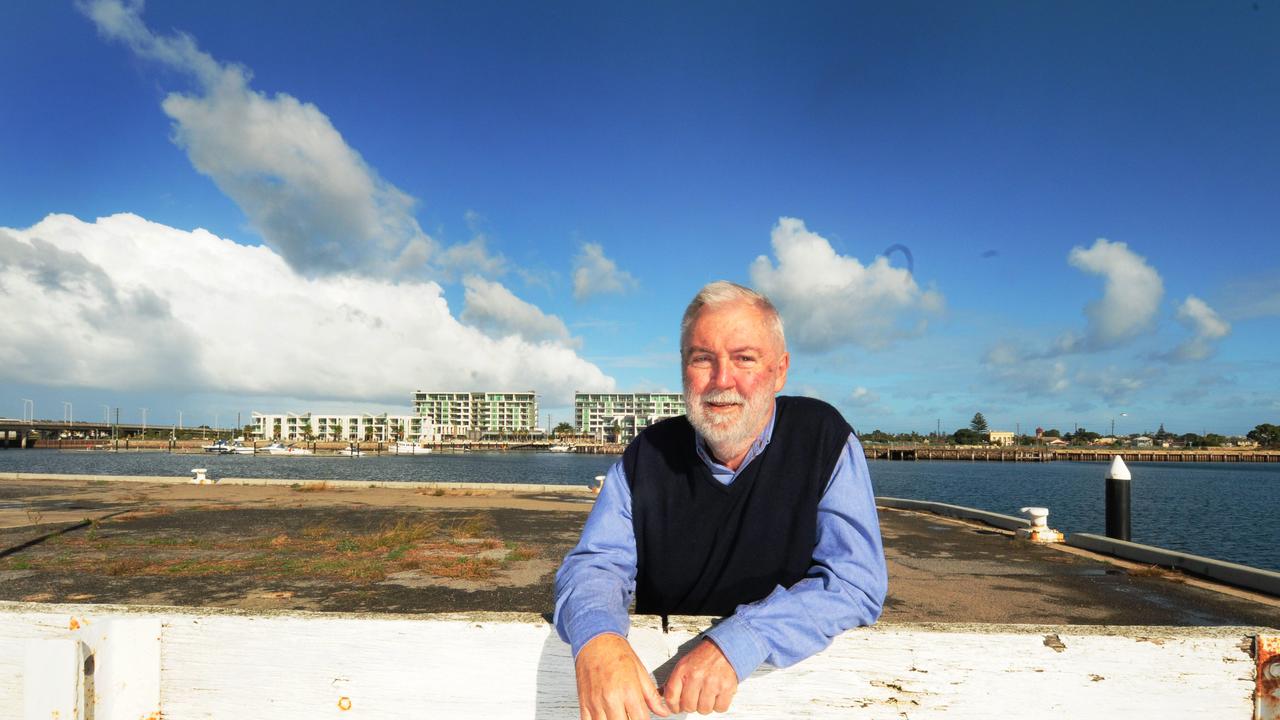 Mr Peter Ernest Bicknell AM - For significant service to social welfare, and to the community of South Australia.