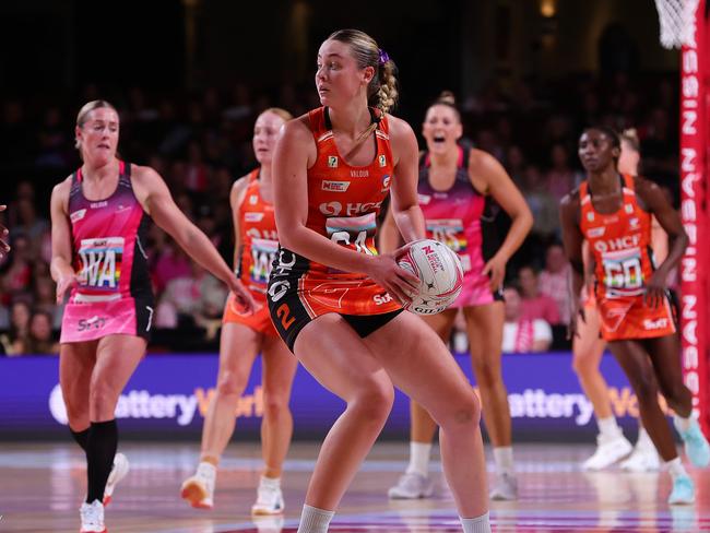 Sophie Dwyer in action for the Giants, who are yet to win a game this season. Picture: Getty Images