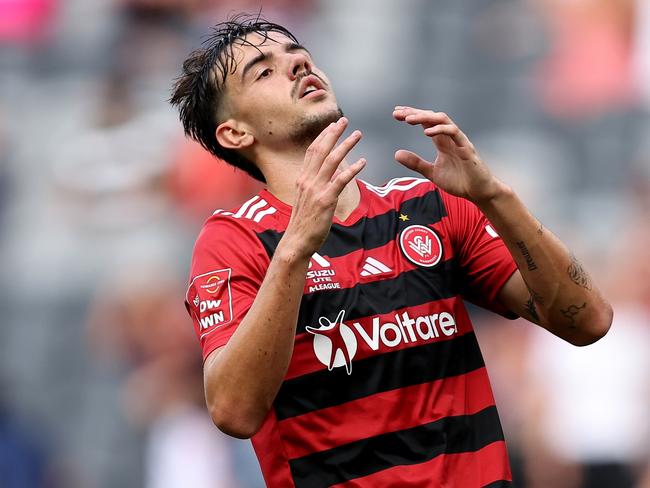 It was a frustrating afternoon for the Wanderers. (Photo by Brendon Thorne/Getty Images)