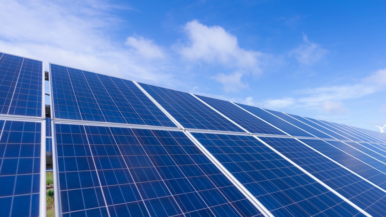 Albanese government gives ‘green light’ to Australia biggest solar farm