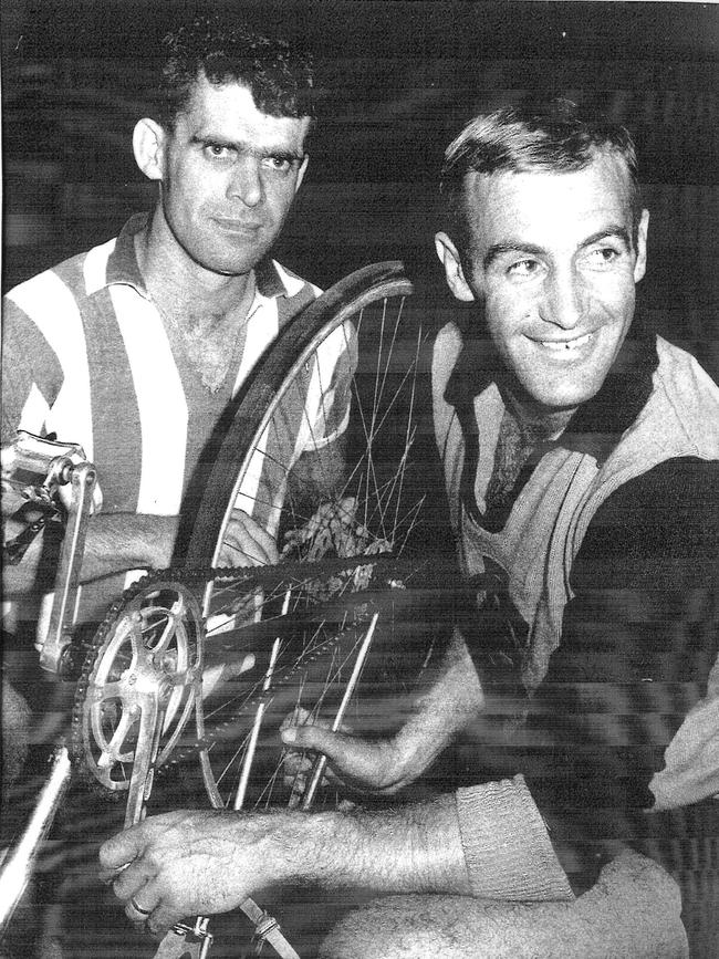 Adelaide Juventus legend Nilo Rusalen (stripes) and Sturt SANFL legend Bob Shearman racing at the defunt Norwood Velodrome in 1965. Picture: supplied.