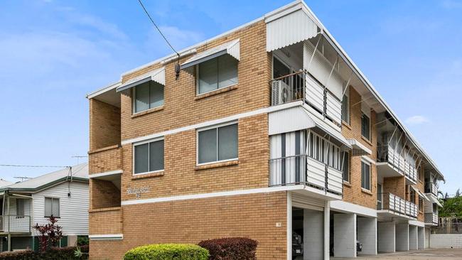 Unit 2 in this complex at 19 East St, Lutwyche, is being auctioned off, with proceeds to go to the RBWH Foundation.