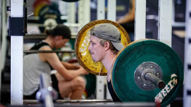 Track world champion Alex Porter in the gym. Picture: Matt Turner.