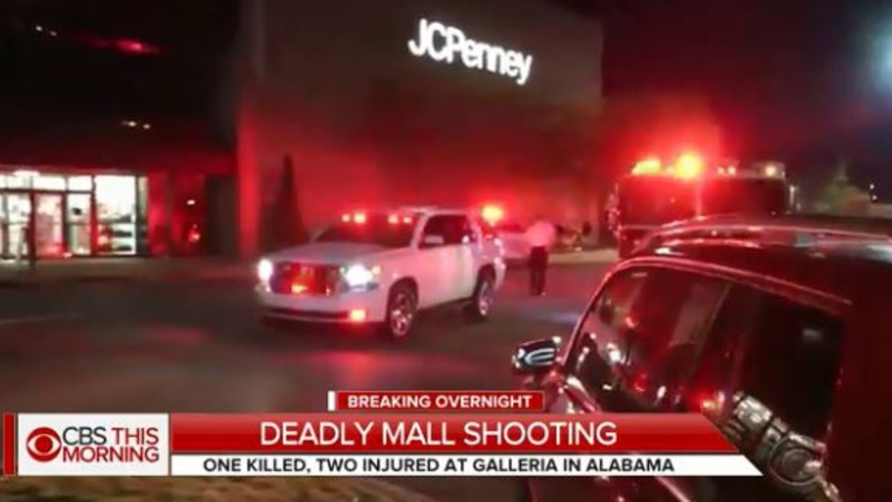 Alabama Shooting Black Friday Shopping Centre Shooting Leaves One Dead