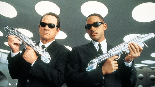 Tommy Lee Jones with Will Smith in Men in Black