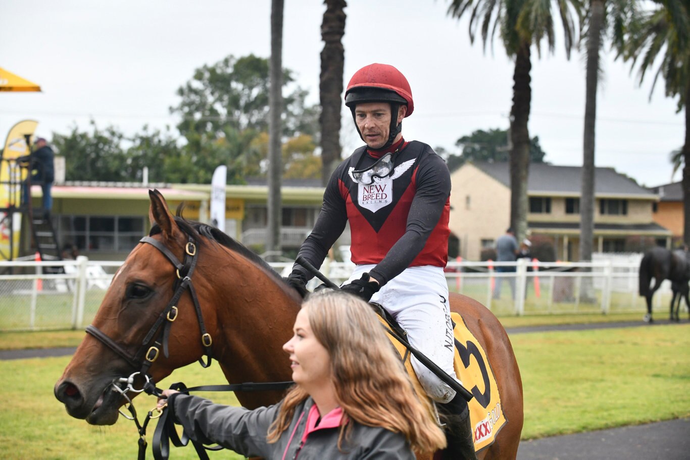 After some early trouble in the barriers before the race started, Michael Costa trained Reus stormed home late to take out the $80,000 Tursa Grafton Guineas (1600m).