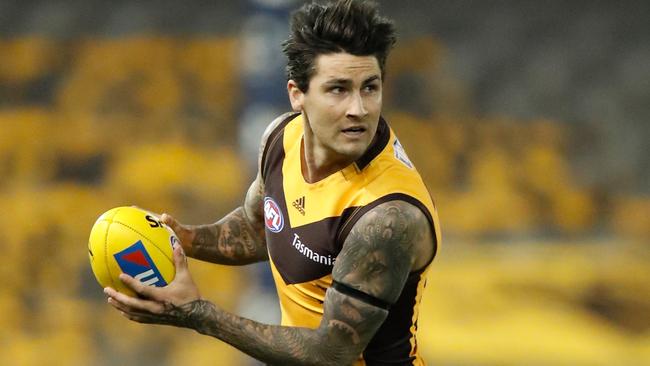 MELBOURNE, AUSTRALIA - JUNE 28: Chad Wingard of the Hawks in action during the 2020 AFL Round 04 match between the Hawthorn Hawks and the North Melbourne Kangaroos at Marvel Stadium on June 28, 2020 in Melbourne, Australia. (Photo by Michael Willson/AFL Photos via Getty Images)