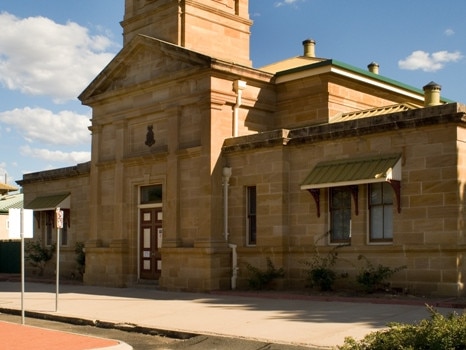 Warwick courthouse.