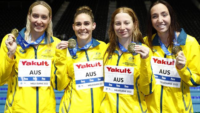 MELBOURNE, AUSTRALIA - DECEMBER 14: (L-R) Gold medallists Madison Wilson, Leah Neale, Mollie O'Callaghan and Lani Pallister of Australia pose during the medal ceremony for the Women's 4x200m Freestyle Final on day two of the 2022 FINA World Short Course Swimming Championships at Melbourne Sports and Aquatic Centre on December 14, 2022 in Melbourne, Australia. (Photo by Daniel Pockett/Getty Images)