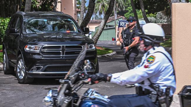 Secret Service and local law enforcement remain outside Mar-a-Lago in Palm Beach, Florida. Picture: AFP