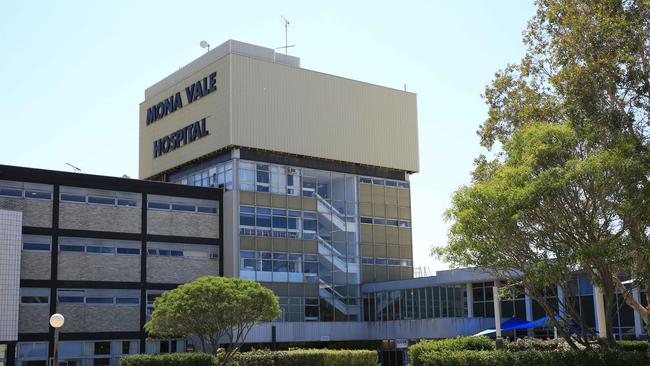 A generic shot of Mona Vale Hospital. Picture: (AAP IMAGE / Damian Shaw)