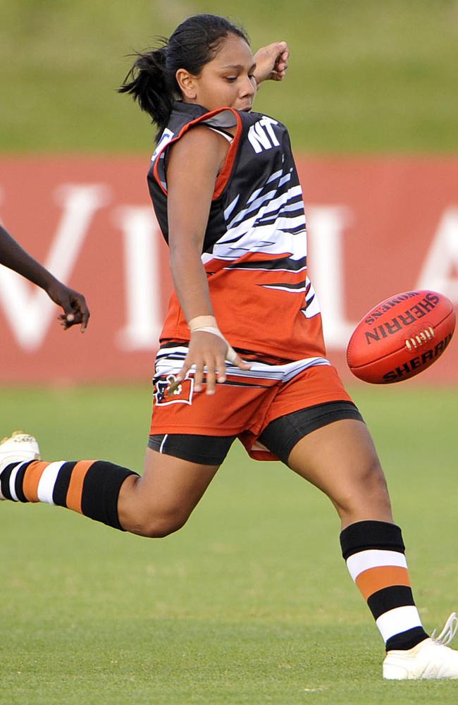 Kahlisha Rioli playing for Northern Territory in the National Womens Championships against NSW at Claremont .