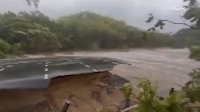 Flooding at Holloways Beach