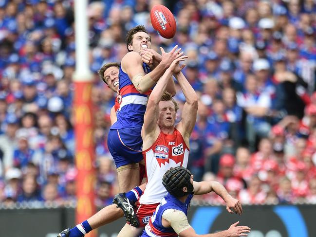 Zaine Cordy comes in with a fist in the 2016 Grand Final. Picture: AAP Image