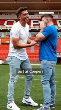 Josh Cavallo proposes to his partner at Coopers Stadium