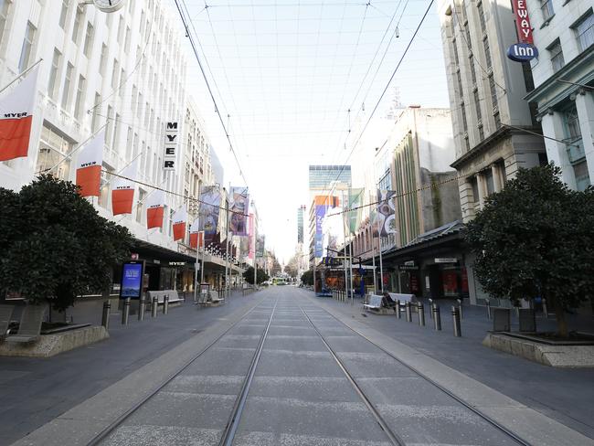 MELBOURNE, AUSTRALIA - AUGUST 09: A general view of the Bourke Street Mall on August 09, 2020 in Melbourne, Australia. Protesters face fines and arrest for breaching the Chief Health Officer's directives as Victoria works to contain COVID-19 transmissions in the community. Melbourne's current lockdown restrictions and Metropolitan Melbourne is under stage 4 lockdown restrictions, with people only allowed to leave home to give or receive care, shopping for food and essential items, daily exercise and work while an overnight curfew from 8pm to 5am is also in place. The majority of retail businesses are also closed. Other Victorian regions are in stage 3 lockdown. The restrictions, which came into effect from 2 August, have been introduced by the Victorian government as health authorities work to reduce community COVID-19 transmissions across the state. (Photo by Darrian Traynor/Getty Images)