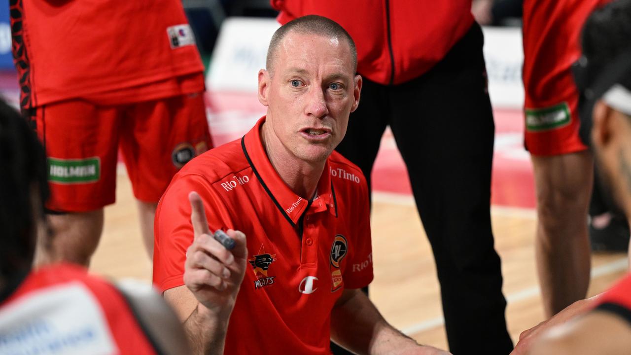 John Rillie, Head Coach of the Wildcats talks to his players during the round three NBL match between Tasmania Jackjumpers and Perth Wildcats. (Photo by Steve Bell/Getty Images)