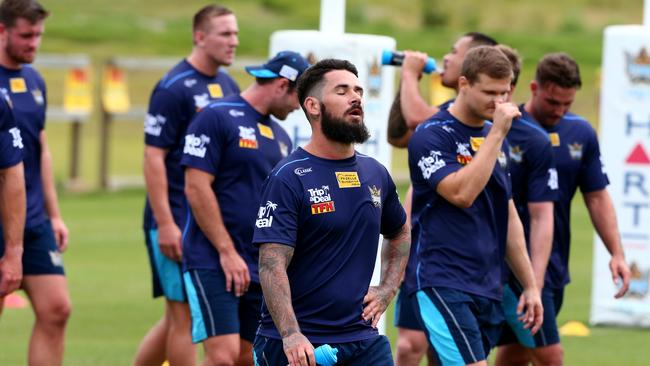 Peats feels the burn as the Titans are put through their paces. (AAP Image/David Clark)