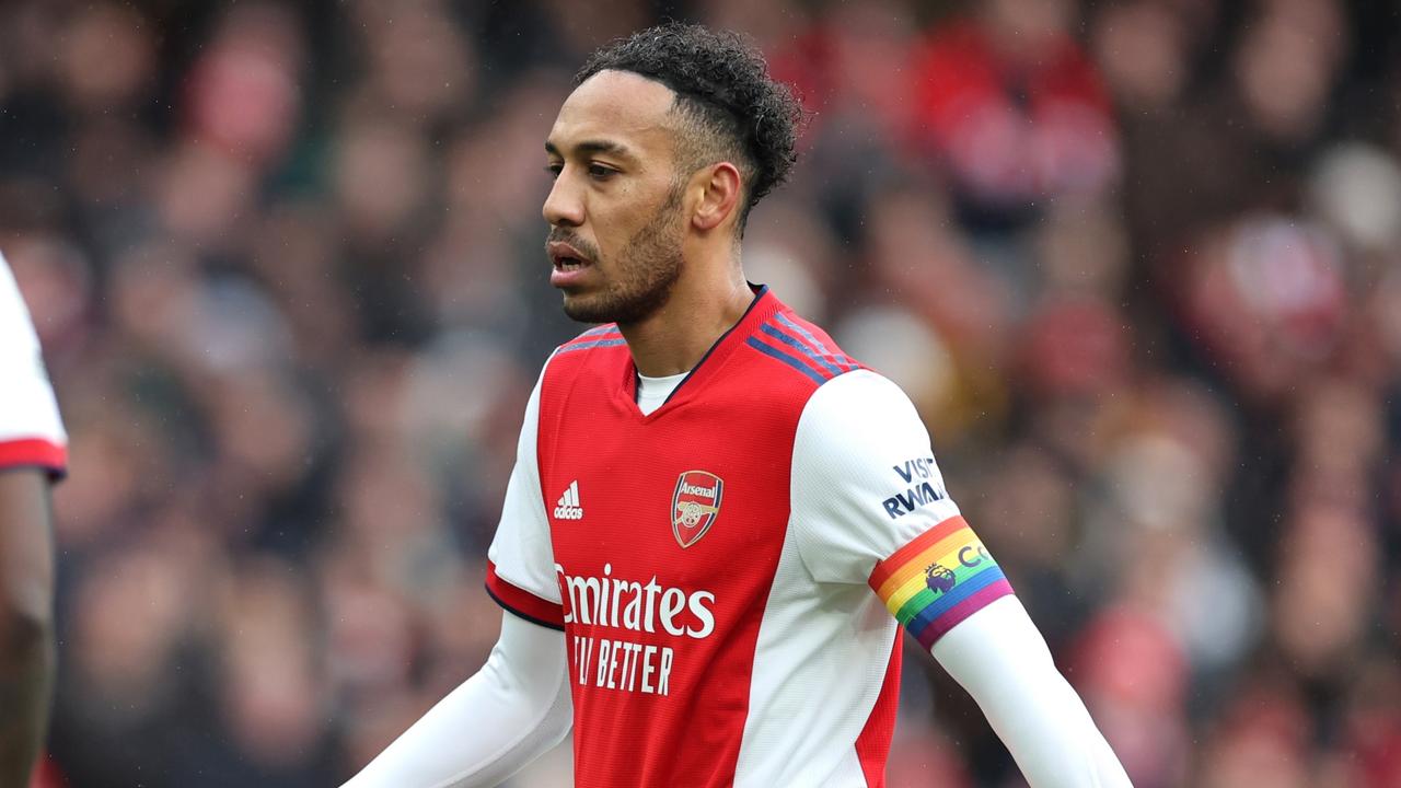 Arsenal's Aubameyang stripped of captaincy for lack of 'commitment', Arsenal