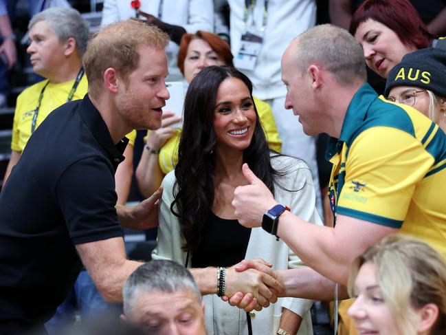 The couple spoke with Aussie team members. Picture: Getty Images for the Invictus Games Foundation