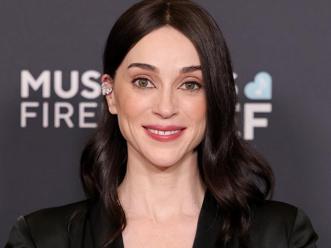 LOS ANGELES, CALIFORNIA - FEBRUARY 02: St. Vincent, winner of Best Rock Song, Best Alternative Music Performance and Best Alternative Music Album for Ã¢â¬ÅAll Born ScreamingÃ¢â¬Â, poses in the press room during the 67th Annual GRAMMY Awards at Crypto.com Arena on February 02, 2025 in Los Angeles, California.  (Photo by Monica Schipper/Getty Images for The Recording Academy)