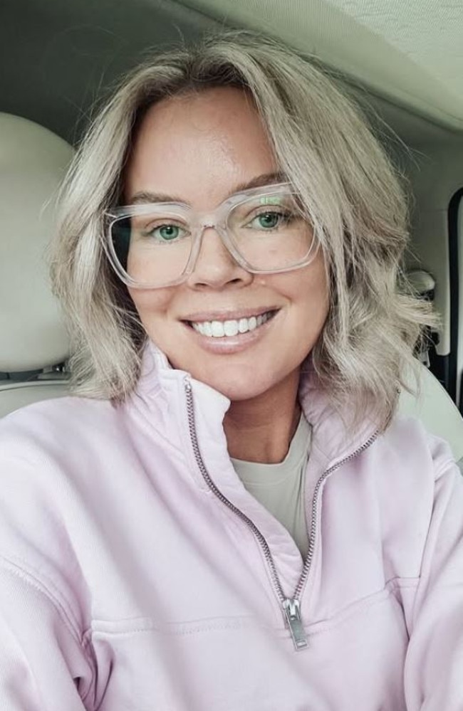 A modern etiquette coach has weighed into the debate. Picture: Instagram/kateheussler