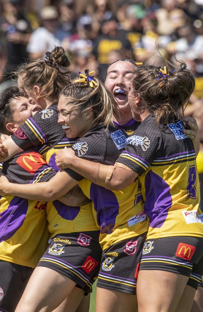 Gatton celebrates Courtney Robinson's try. TRL Womens open final Gatton vs Newtown. Thursday, September 15, 2022. Picture: Nev Madsen.