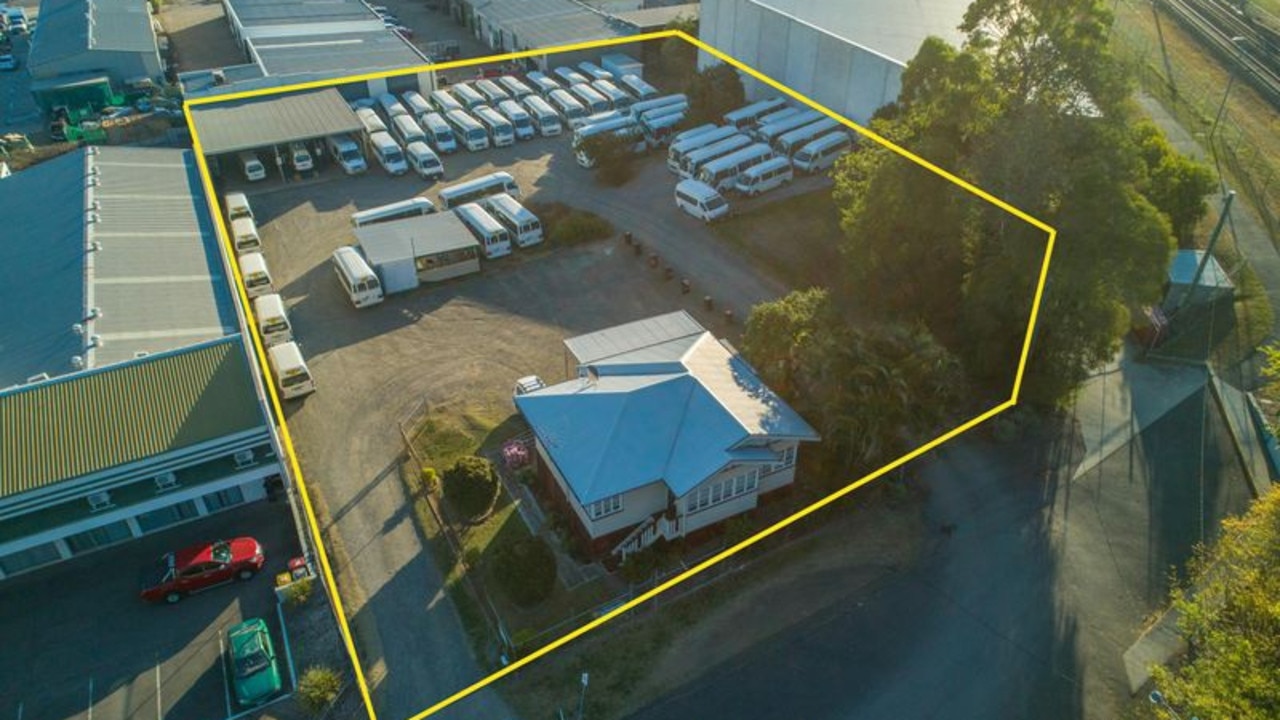 16 Coal Street, Bundamba.