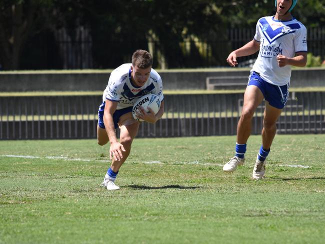 Mitchell Woods scores his first try of the day for the Bulldogs. Picture: Sean Teuma/NewsLocal